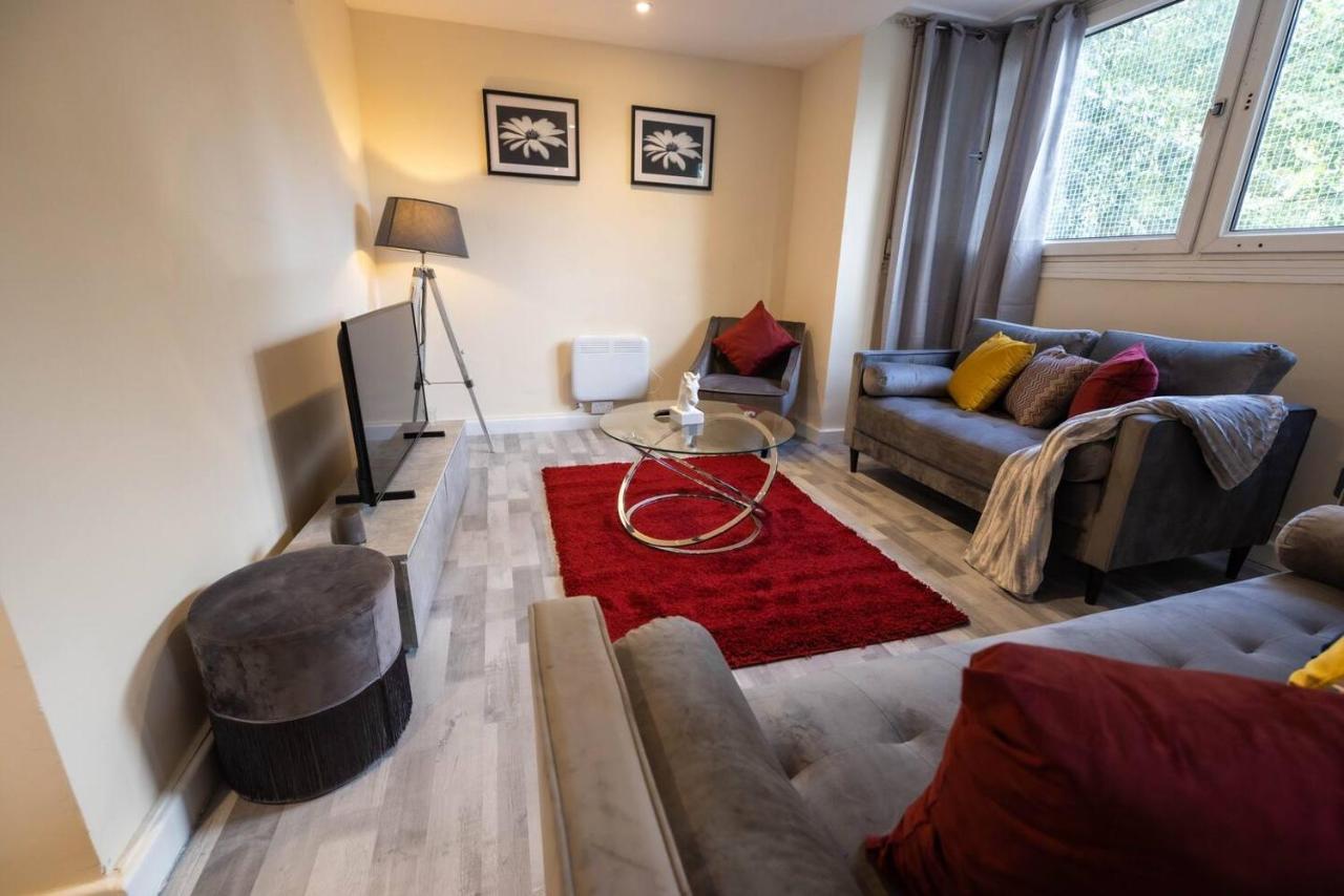 3 Bedroomflat-Free Parking-Wifi-Parking-8People Londyn Zewnętrze zdjęcie